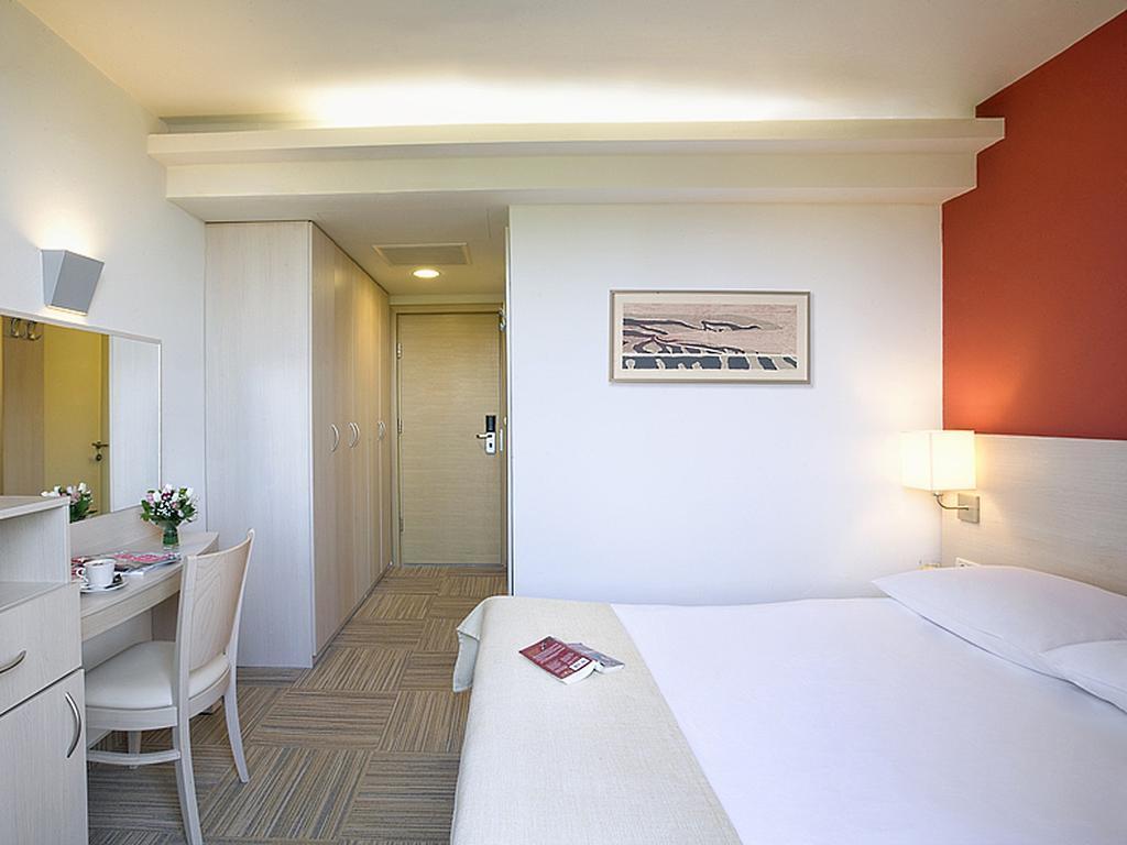 Sunny Porec By Valamar, Ex Crystal Eksteriør bilde